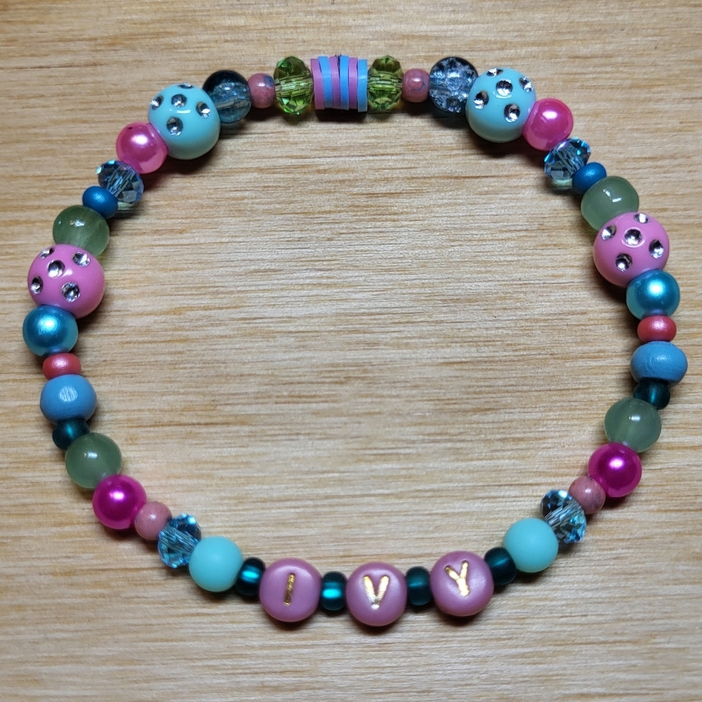 Ivy- Evermore Taylor Swift Friendship Bracelet, Size 8"